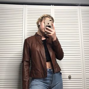 LIKE NEW VEGAN LEATHER JACKET